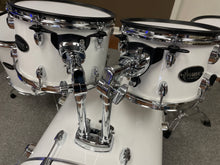 Load image into Gallery viewer, Hawk Flight Series - Roland V31 / Lemon Cymbal Package