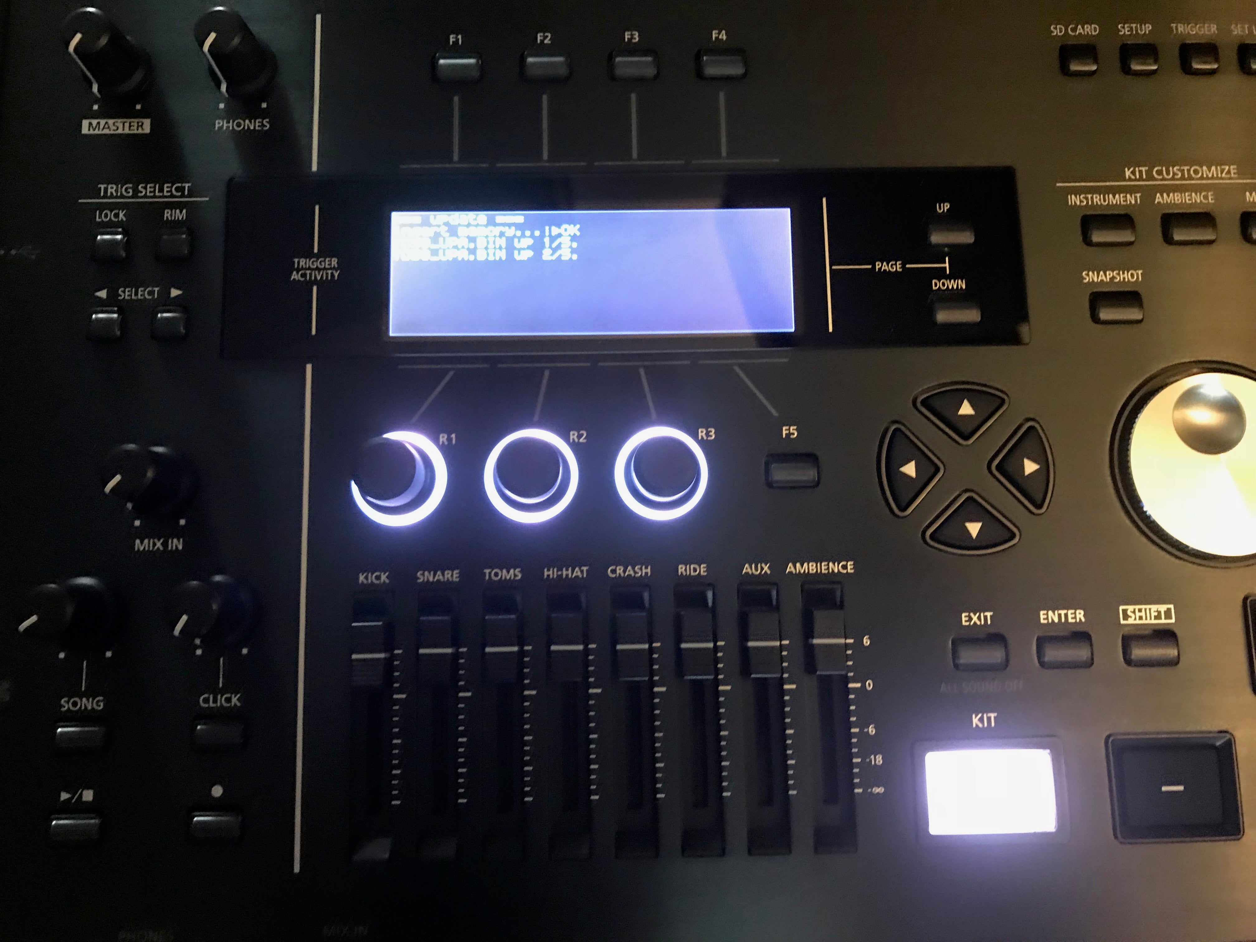 Roland TD50 モジュール td-50_main.jpg