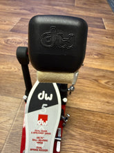 Load image into Gallery viewer, DW 5000 Single Pedal - Demo Model
