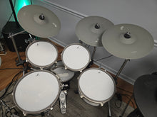 Load image into Gallery viewer, Efnote 3B Electronic Drum Kit Used - Demo - Edrumcenter
