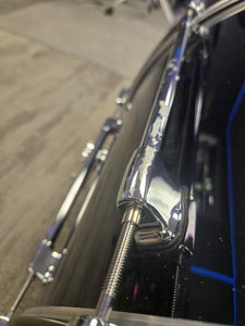 Roland KD-220 Kick Drum Used - Fair Condition