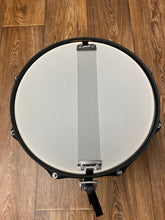 Load image into Gallery viewer, HAWK 14” Custom Snare “Sport”
