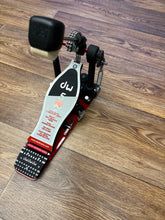 Load image into Gallery viewer, DW 5000 Single Pedal - Demo Model
