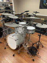 Load image into Gallery viewer, Efnote 7 Electronic Drum Kit w/ Extra 2 18&quot; Cymbals and 13&quot; Floor Tom - USED#0330
