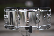 Load image into Gallery viewer, Hawk Custom 14&quot; Snare in Mirror Chrome
